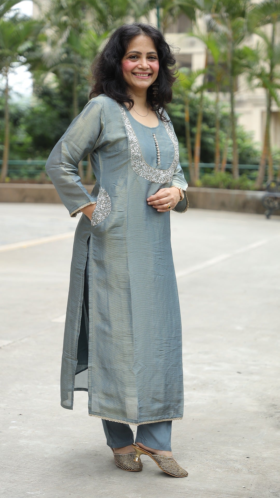 Grey Colour Tissue Silk Banarsi Dupatta Set