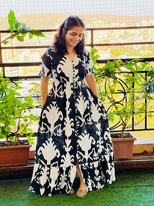 Black dress with waist band