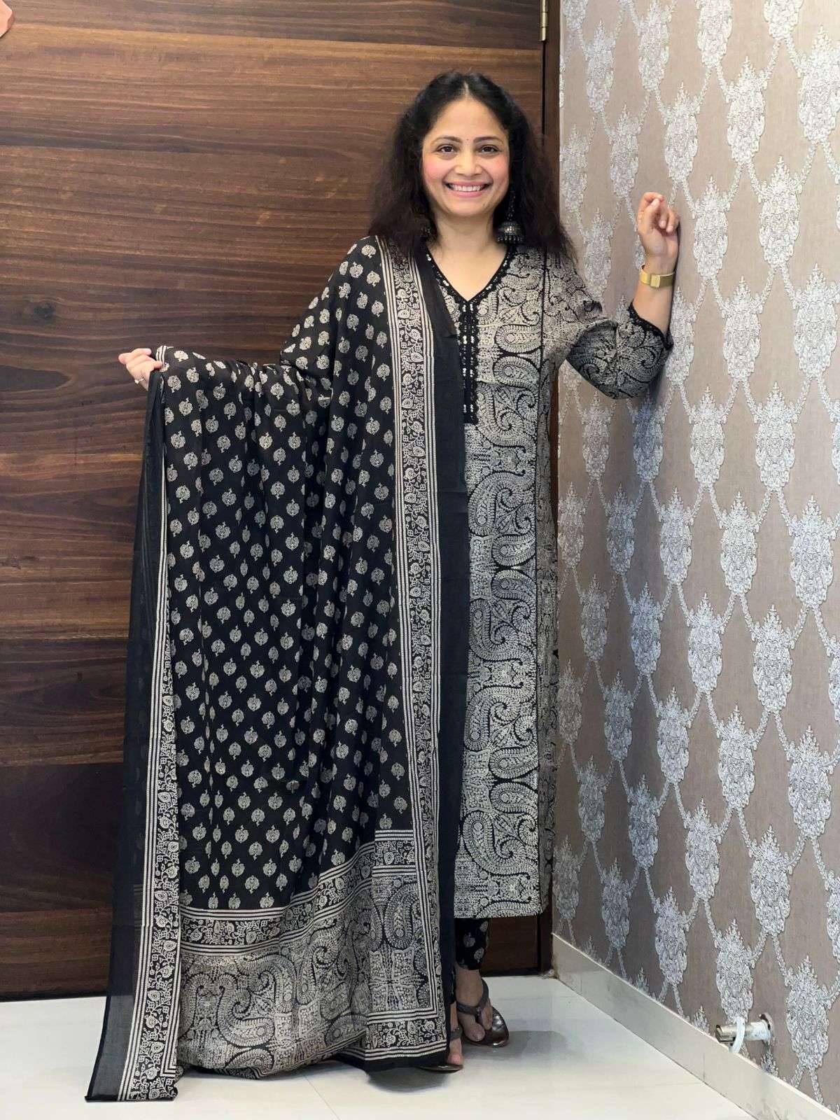 Black Color Pure Cotton Dupatta Set