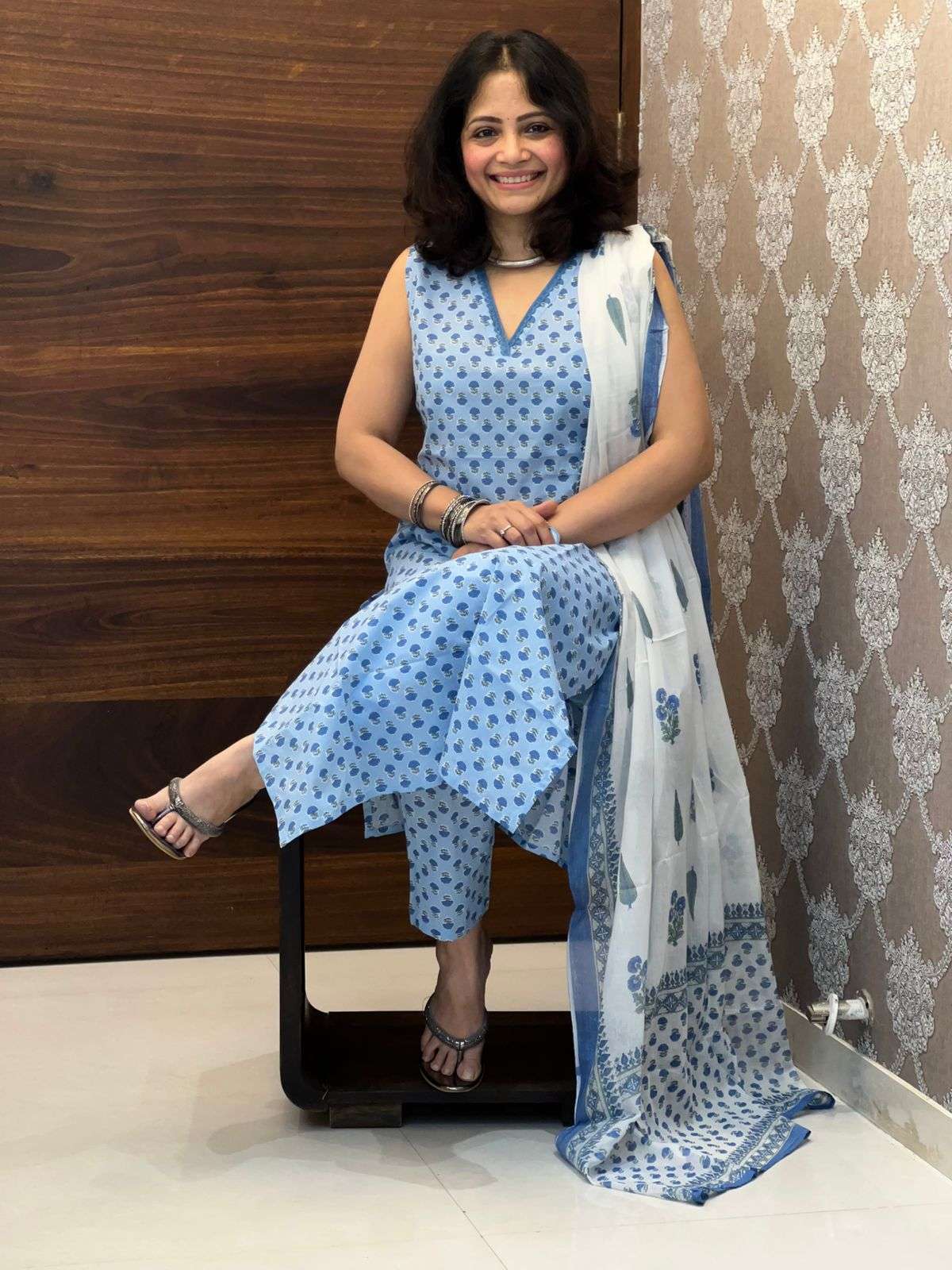 Blue-White Sleeveless Pure Cotton Dupatta Set