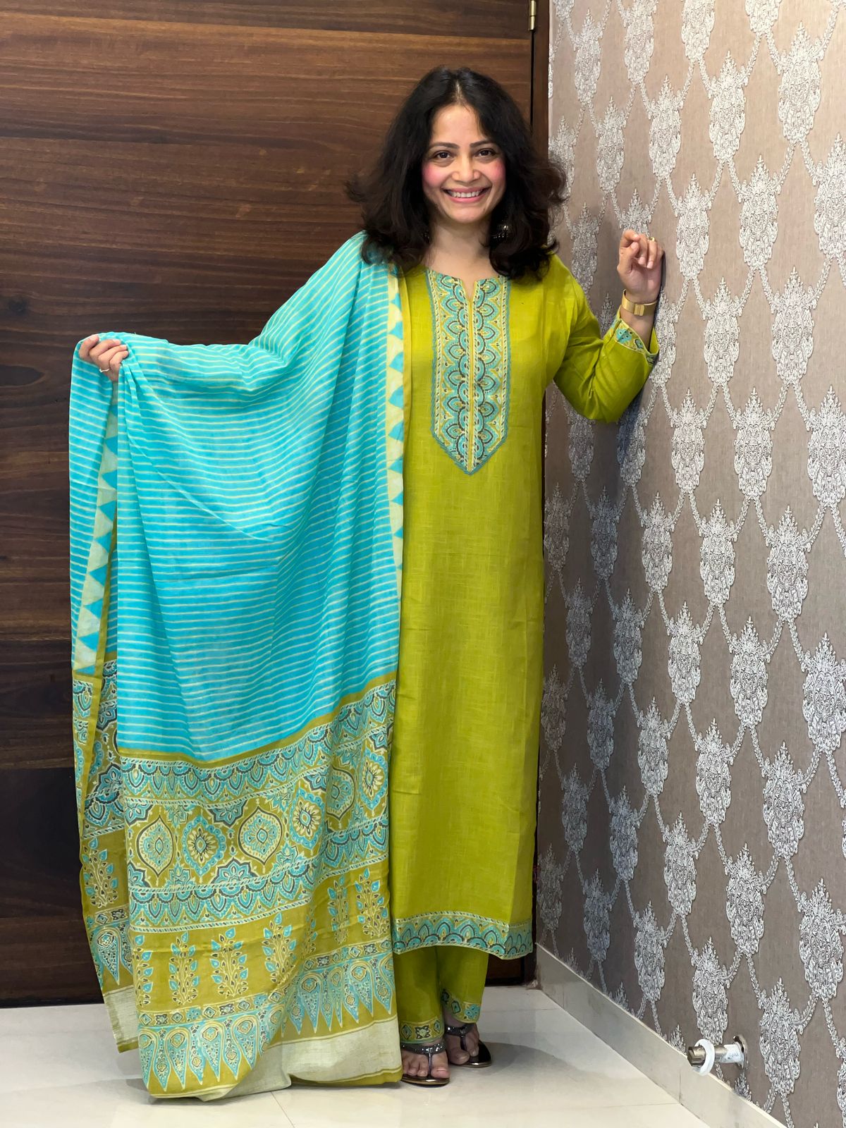 Lime Green Color Slub Cotton Dupatta Set