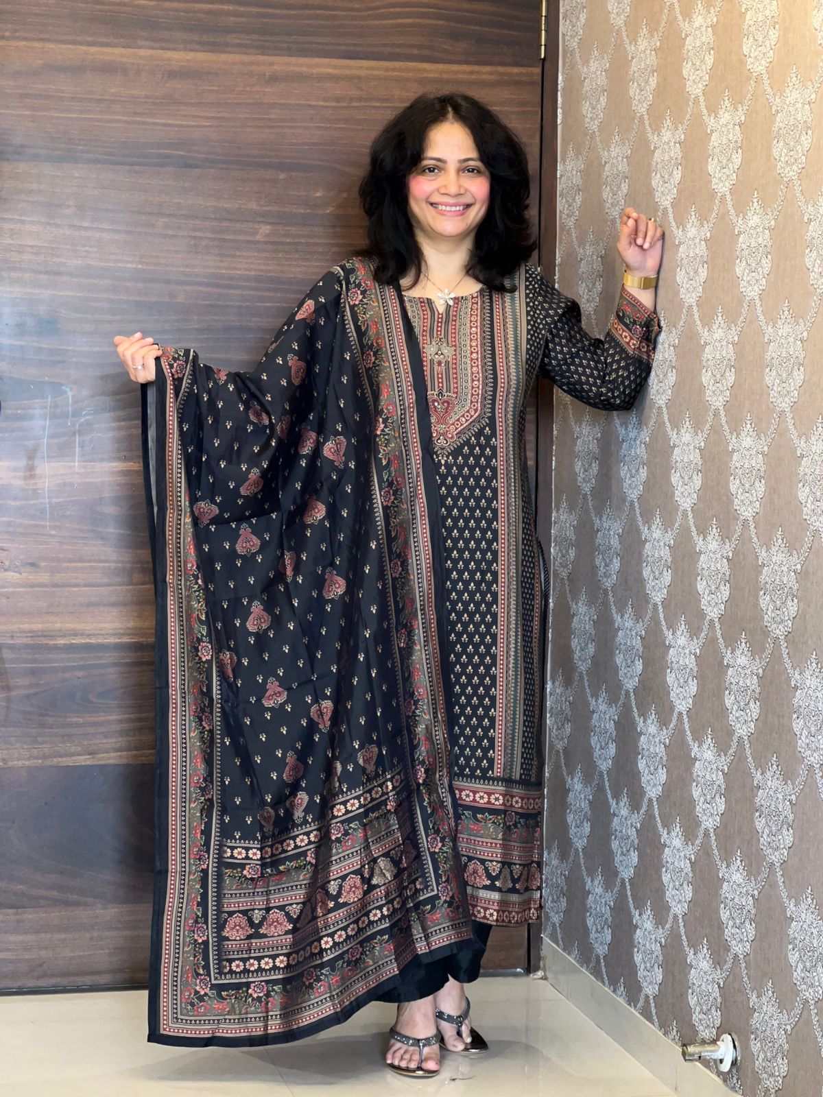 Black Color Modal Muslin Dupatta Set