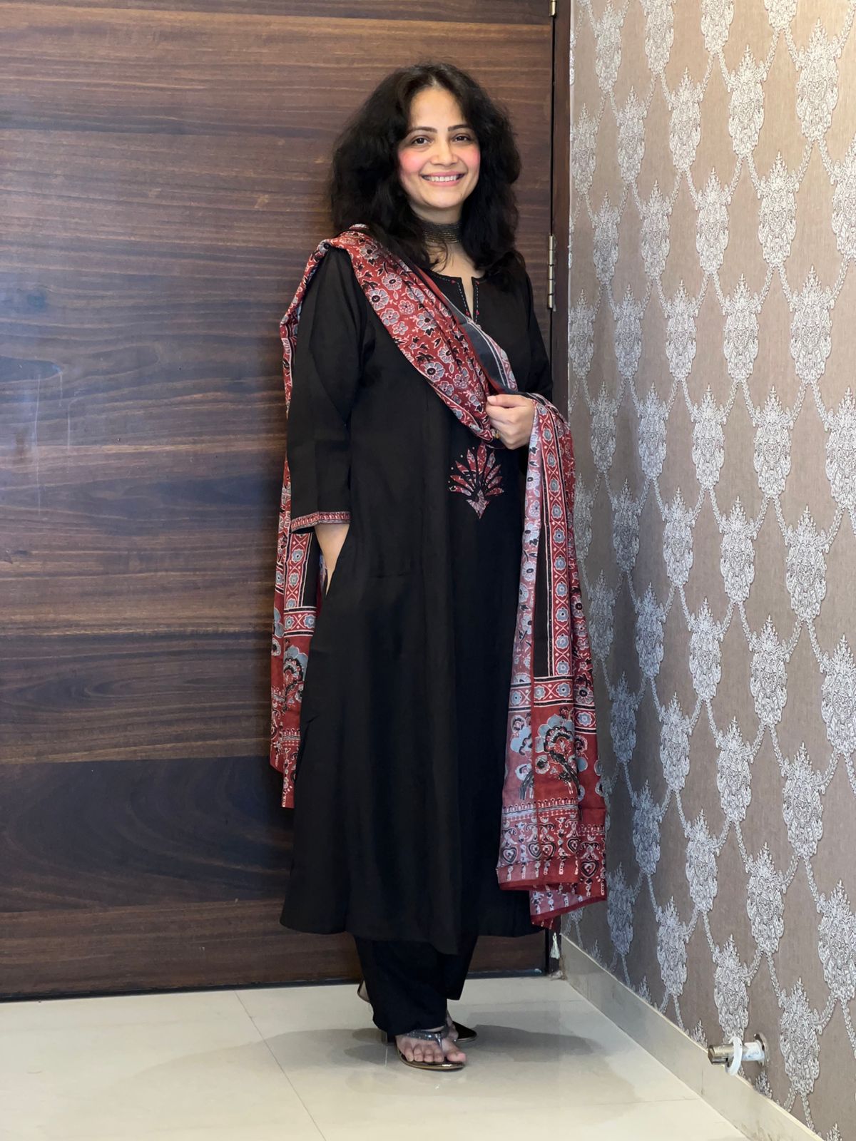 Black Color Applique Work Pure Muslin Dupatta Set