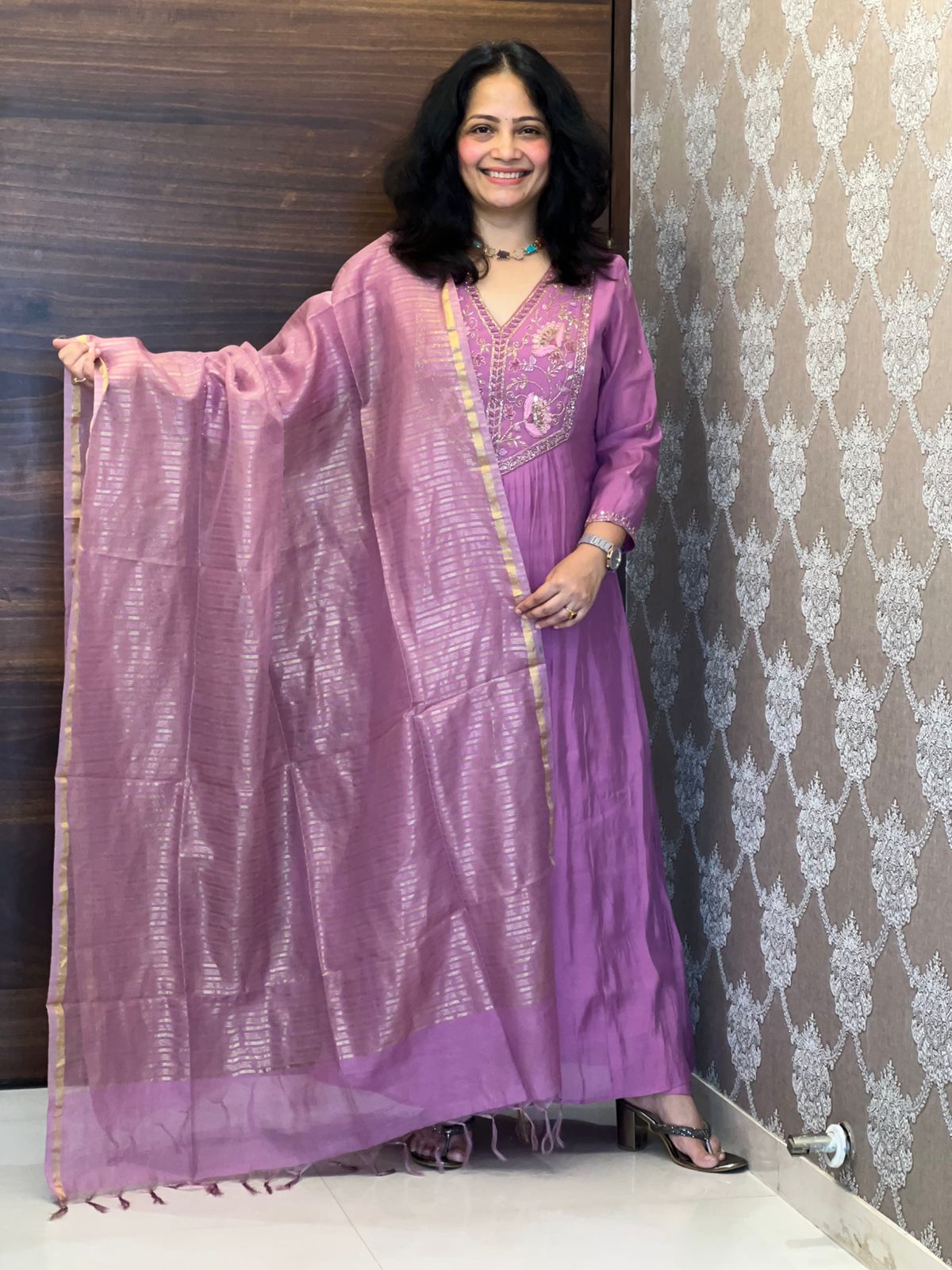 Soft Mauve urple Color Mul Chanderi Dupatta Set