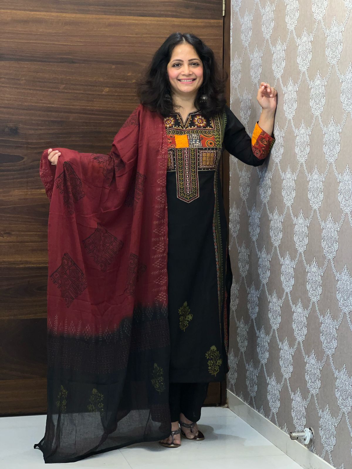 Black-Maroon Cotton Flex Dupatta Set