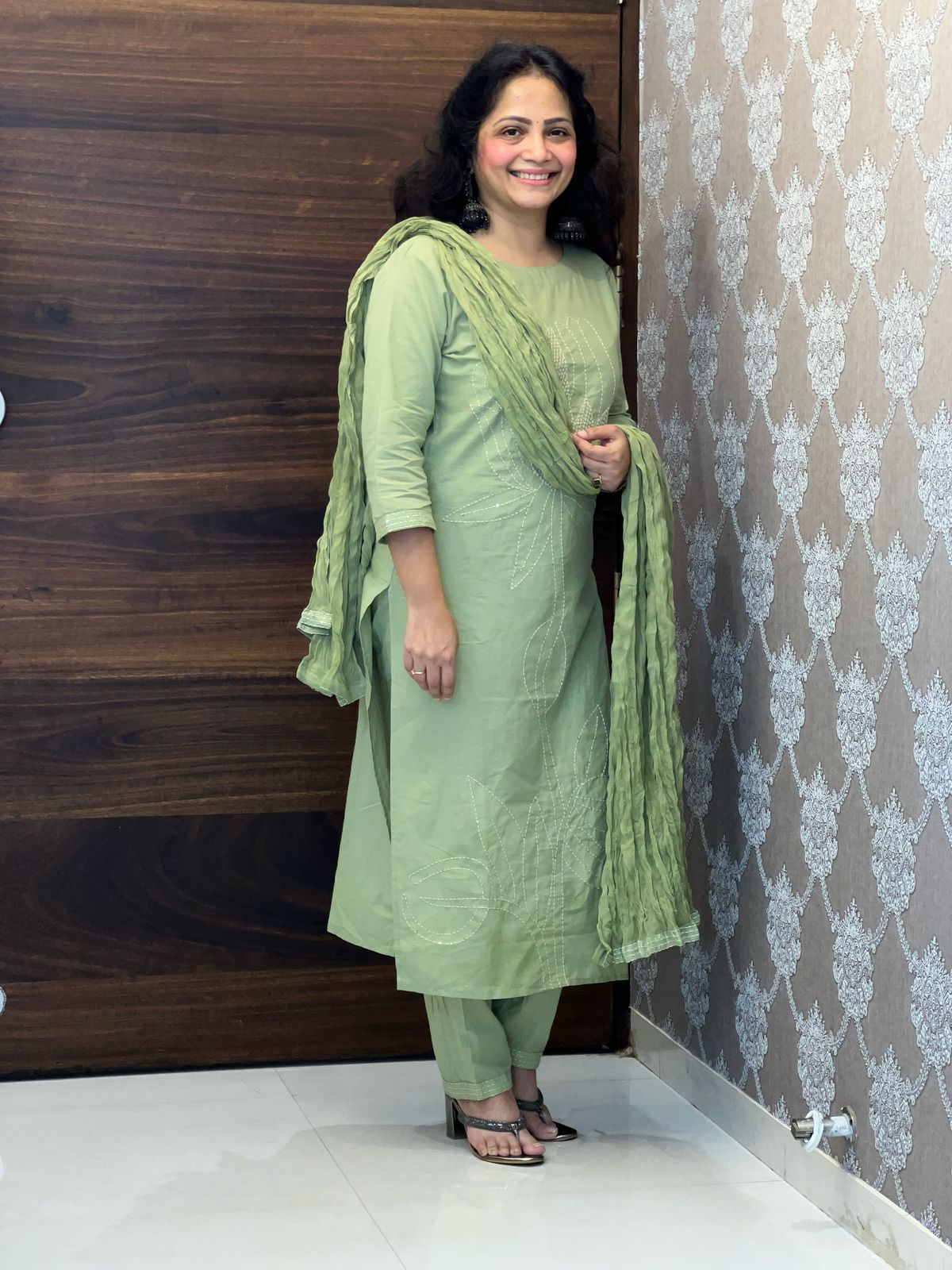 Pastel Olive Green Colour Cotton-Rayon Mix Dupatta Set