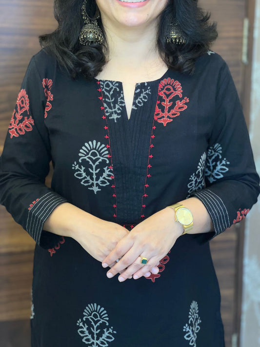 Hand-Block Printed Black Color Pure Cotton Dupatta Set