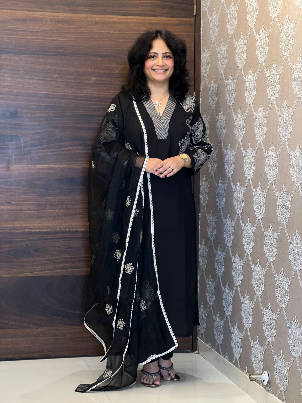 Black Color Roman Silk Dupatta Set