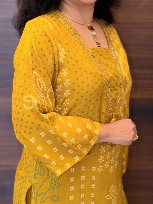 Yellow Color Bandhani print Pure Muslin Dupatta Set