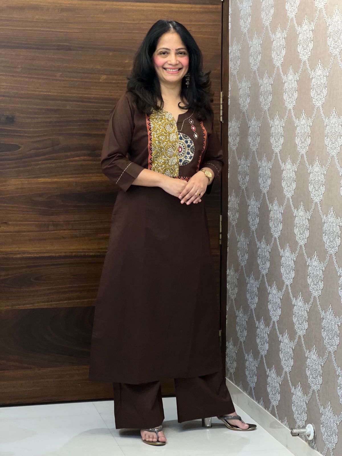 Coffee Brown-Offwhite Colour Dabu Cotton Dupatta Set
