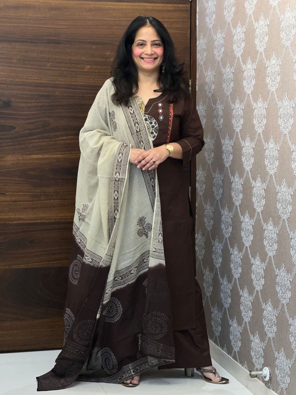 Coffee Brown-Offwhite Colour Dabu Cotton Dupatta Set