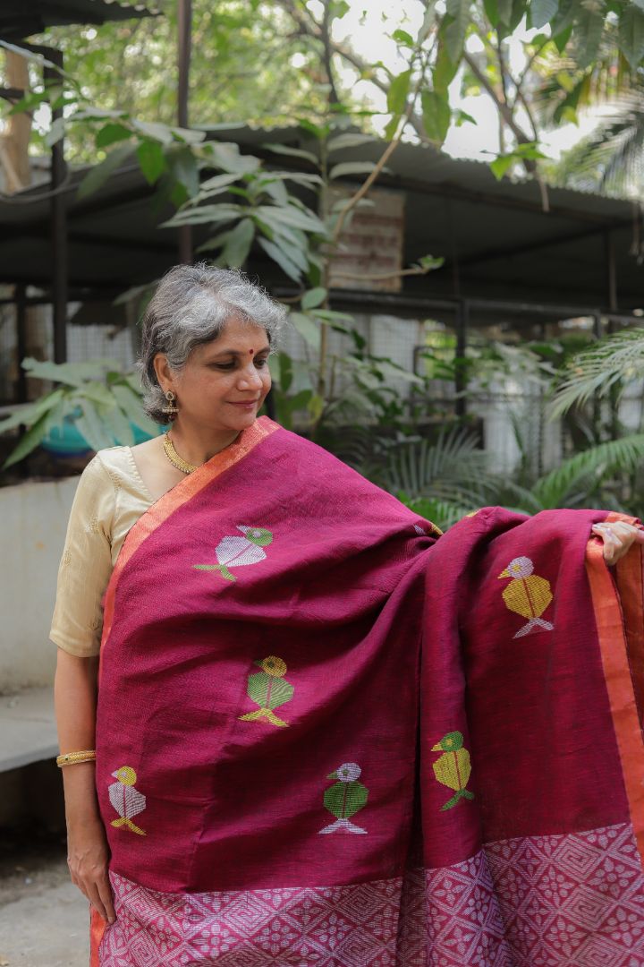 Black /Dark Pink- Linen jamdani saree