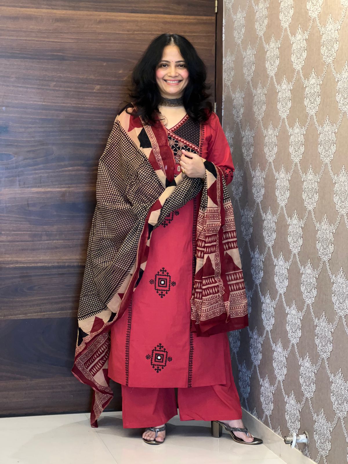 Gajari Dabu Cotton Dupatta Set