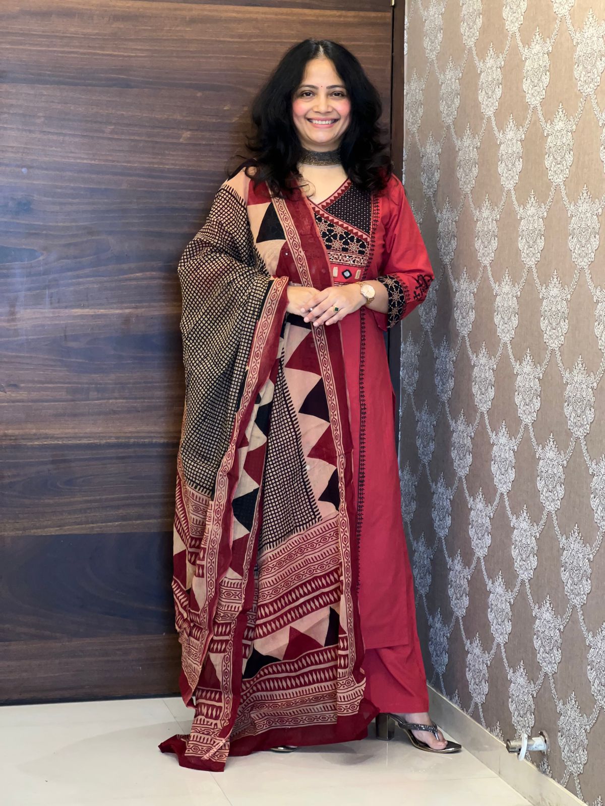 Gajari Dabu Cotton Dupatta Set