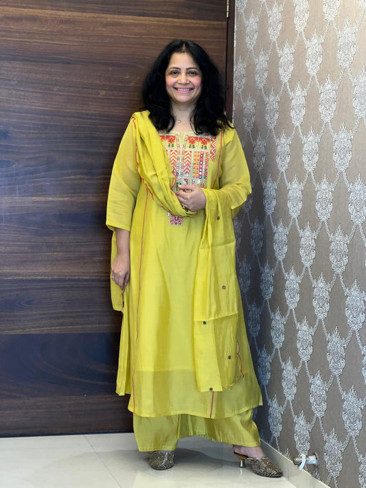 Yellow Color Mul Chanderi Dupatta Set