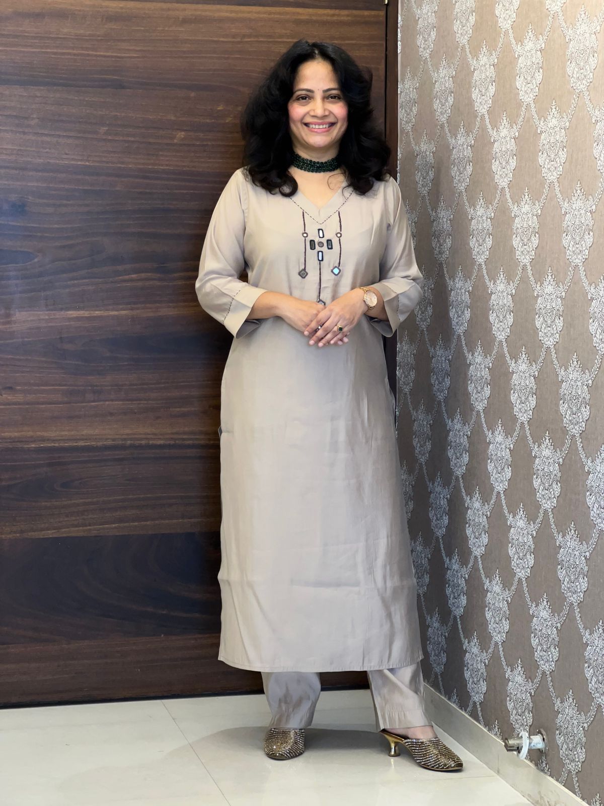 Soft Dove Grey Color Modal Muslin Set With Coffee Color Dupatta