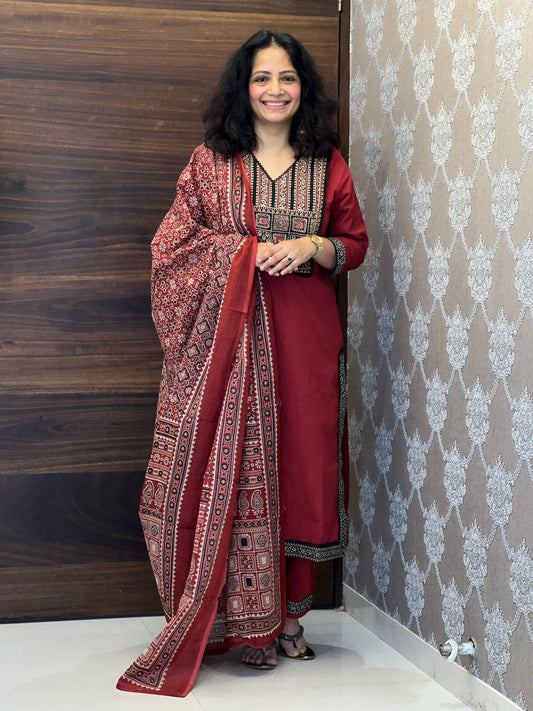 Maroon Color Pure Cotton Dupatta Set