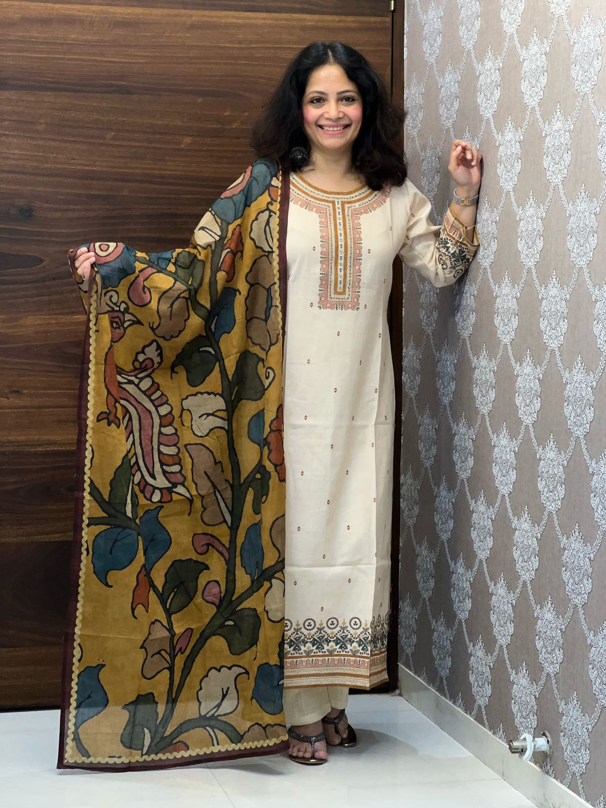 Beige Color Linen Flex Dupatta Set