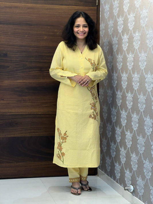 Placement Print Light Yellow Color Cotton Kurti-Pant Set