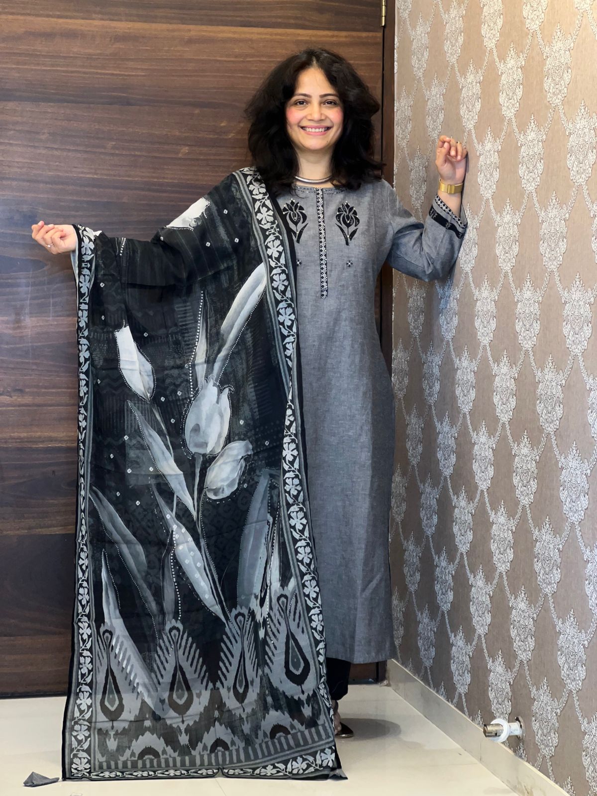 Gray-Black Color Pure Handloom Cotton Dupatta Set