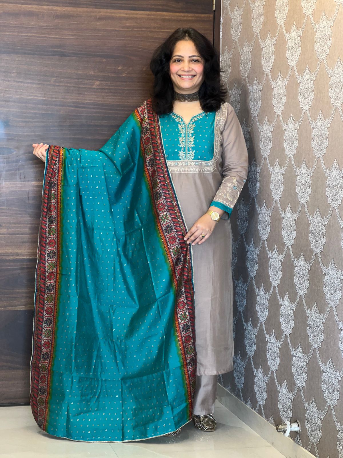 Nude & Firozi Color Mul Chanderi Dupatta Set