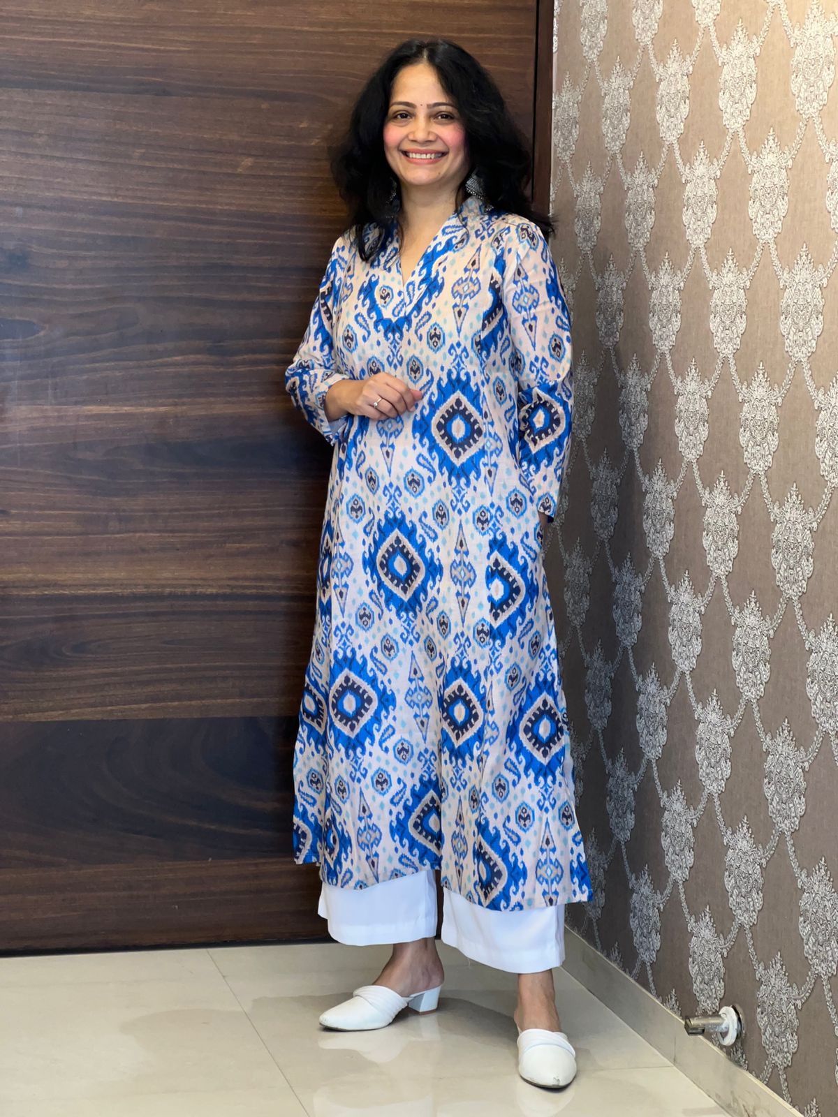 Blue & Lvory Ikkat Digital Print Linen A-Line Kurti