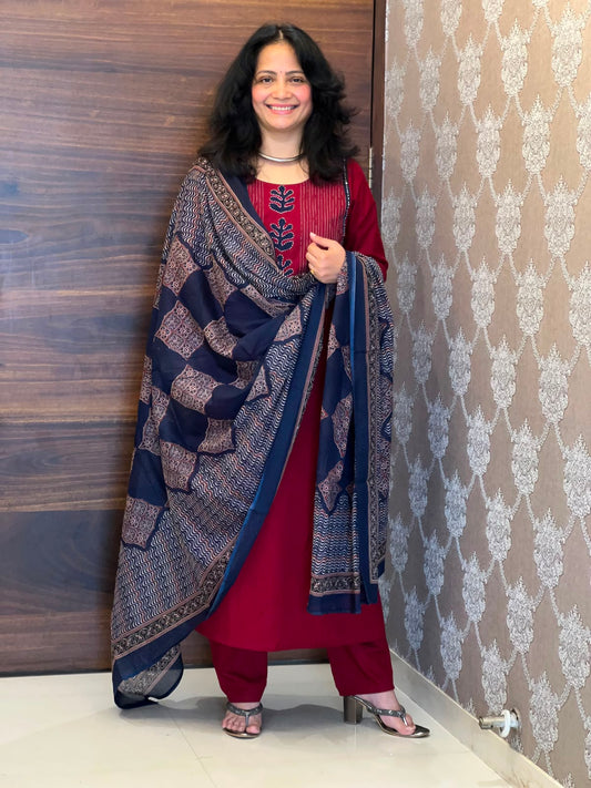 Maroon-Blue Colour Dabu Cotton Dupatta Set