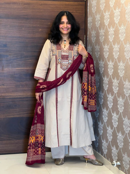 Ivory Colour Dabu Cotton Dupatta Set