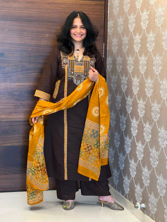 Brown Colour Dabu Cotton Dupatta Set