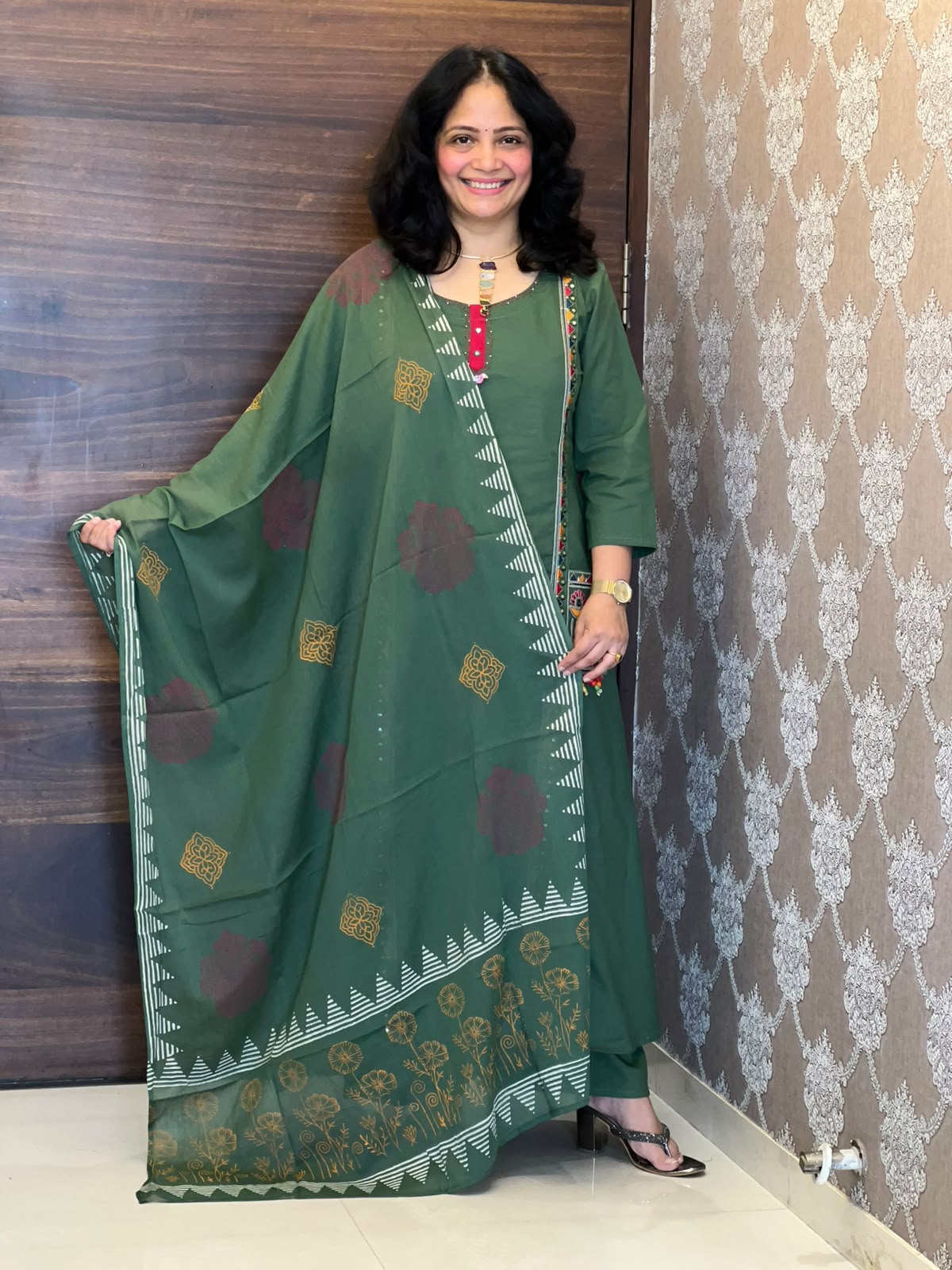 Forest Green Colour Pure Cotton Dupatta Set