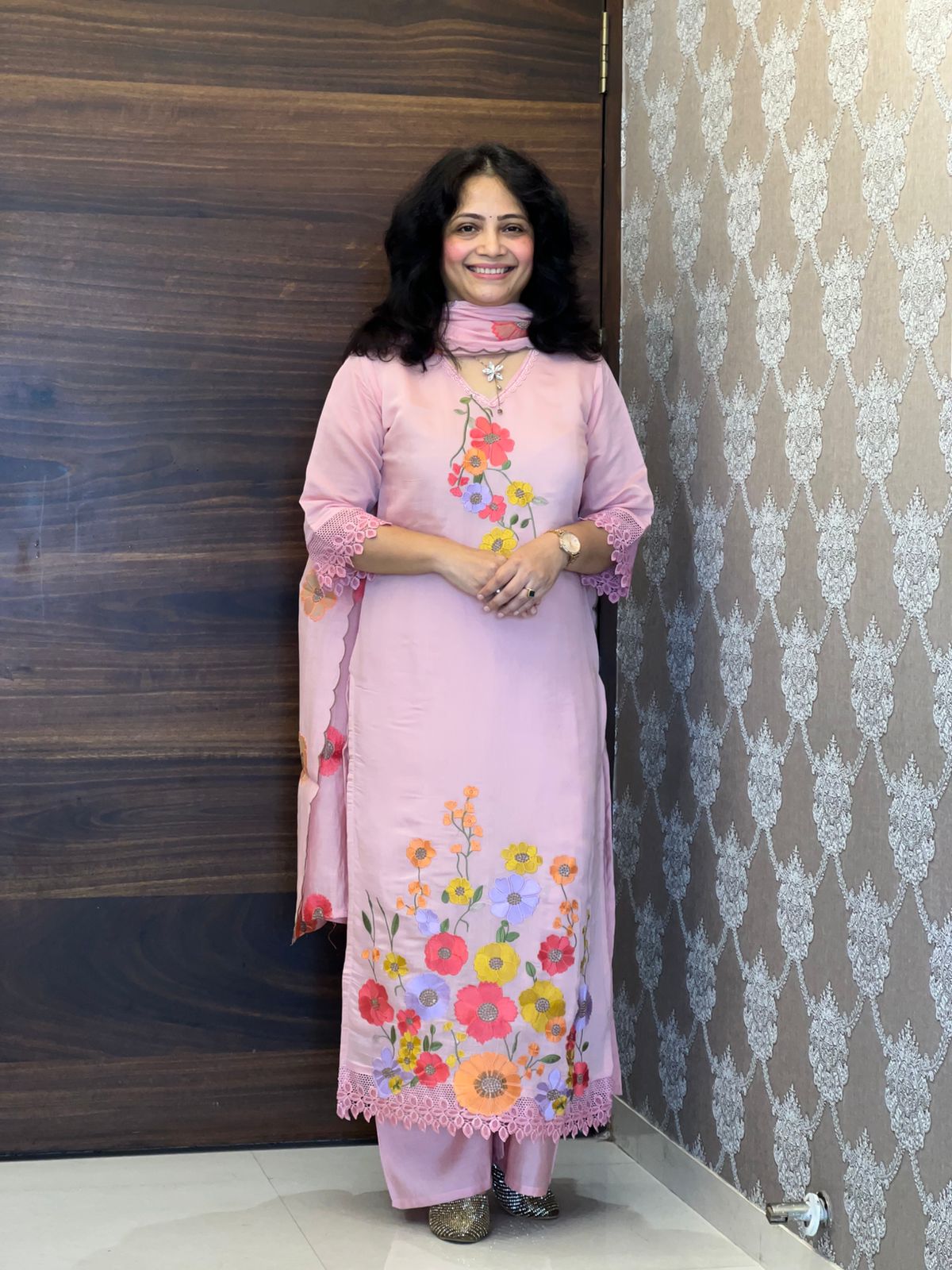 Pastel Pink Color Muslin Dupatta Set