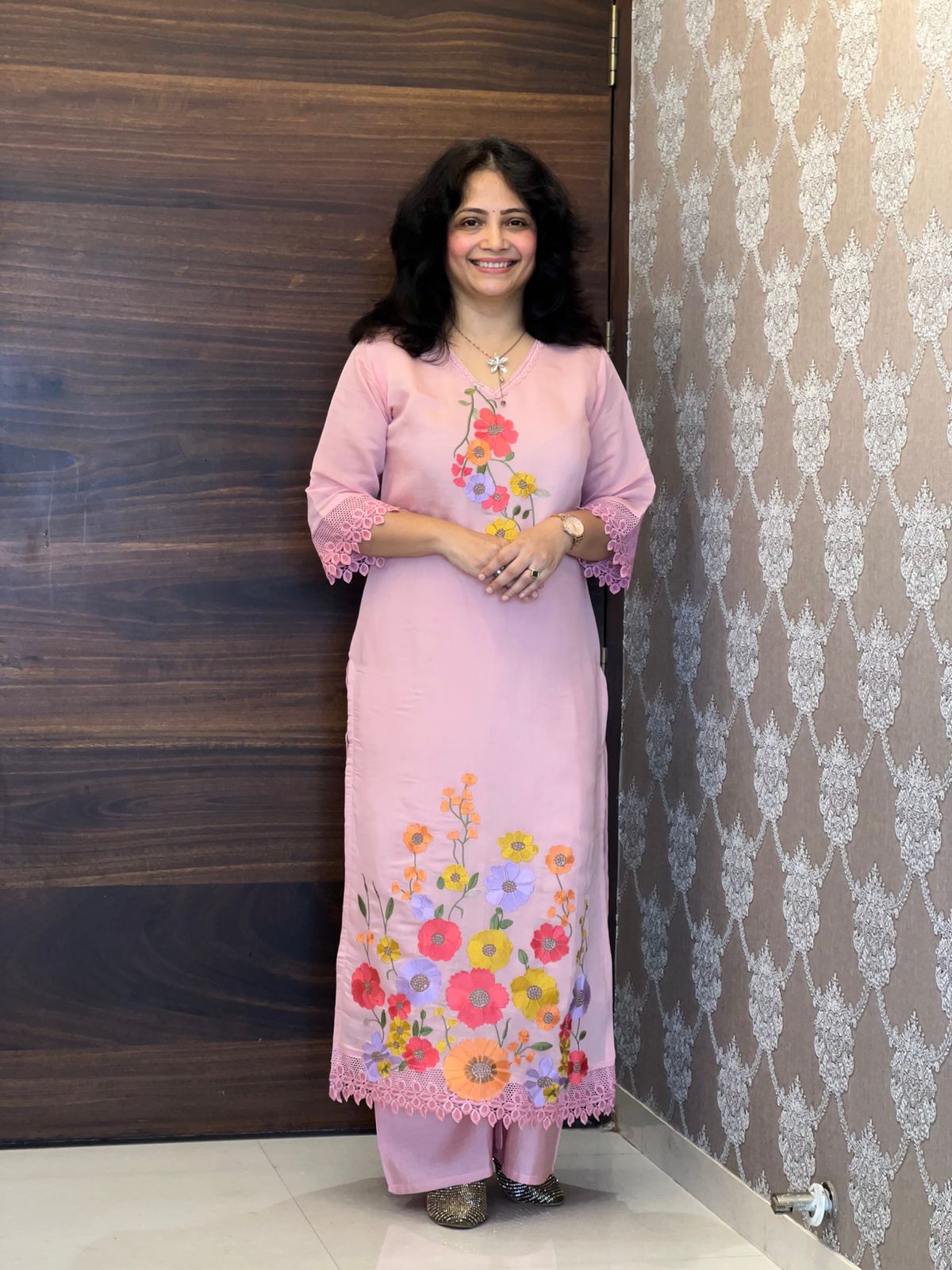 Pastel Pink Color Muslin Dupatta Set