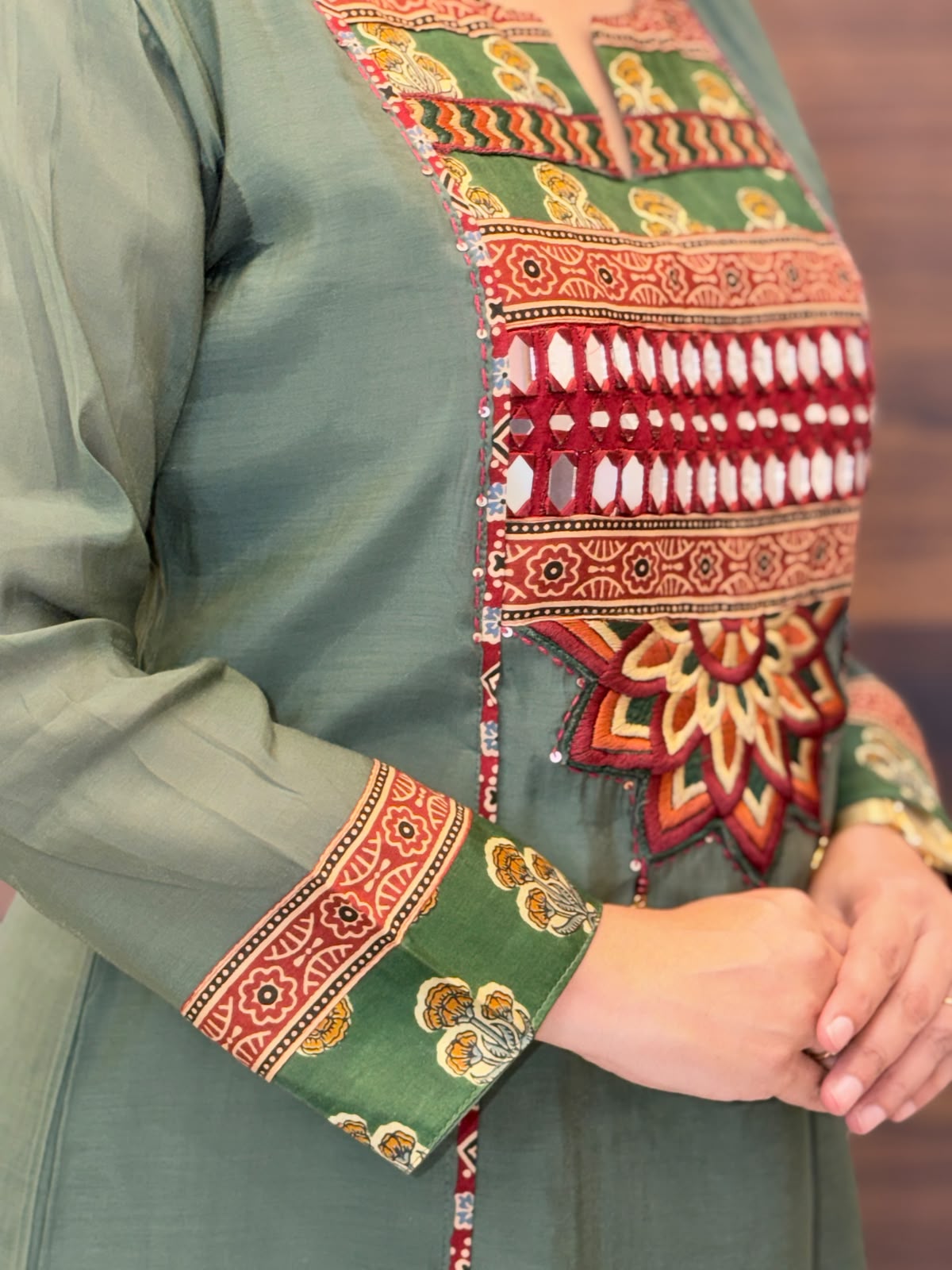 Green Color Mul Chanderi Dupatta Set