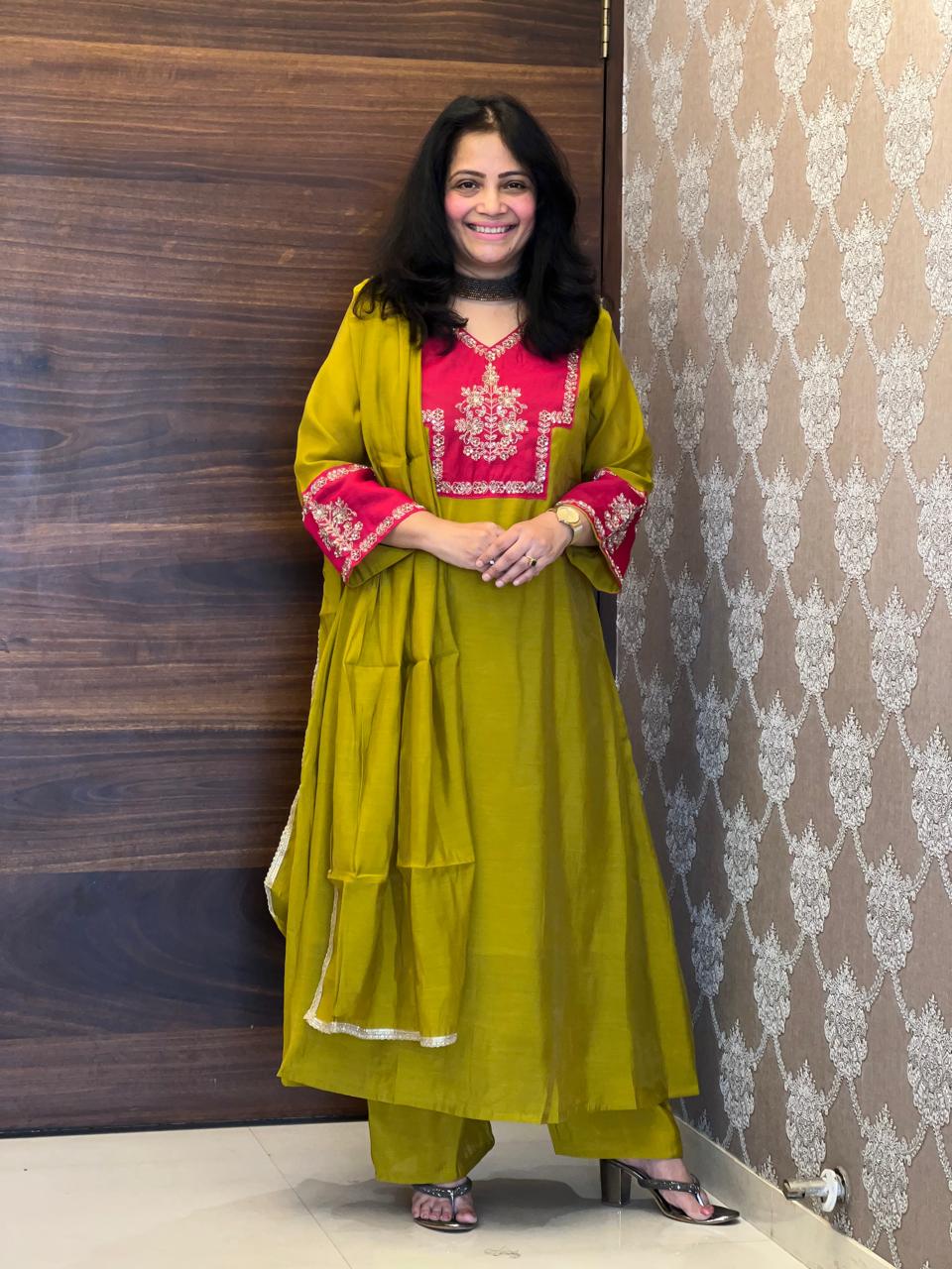 Mustard-Pink Color Mul Chanderi Dupatta Set