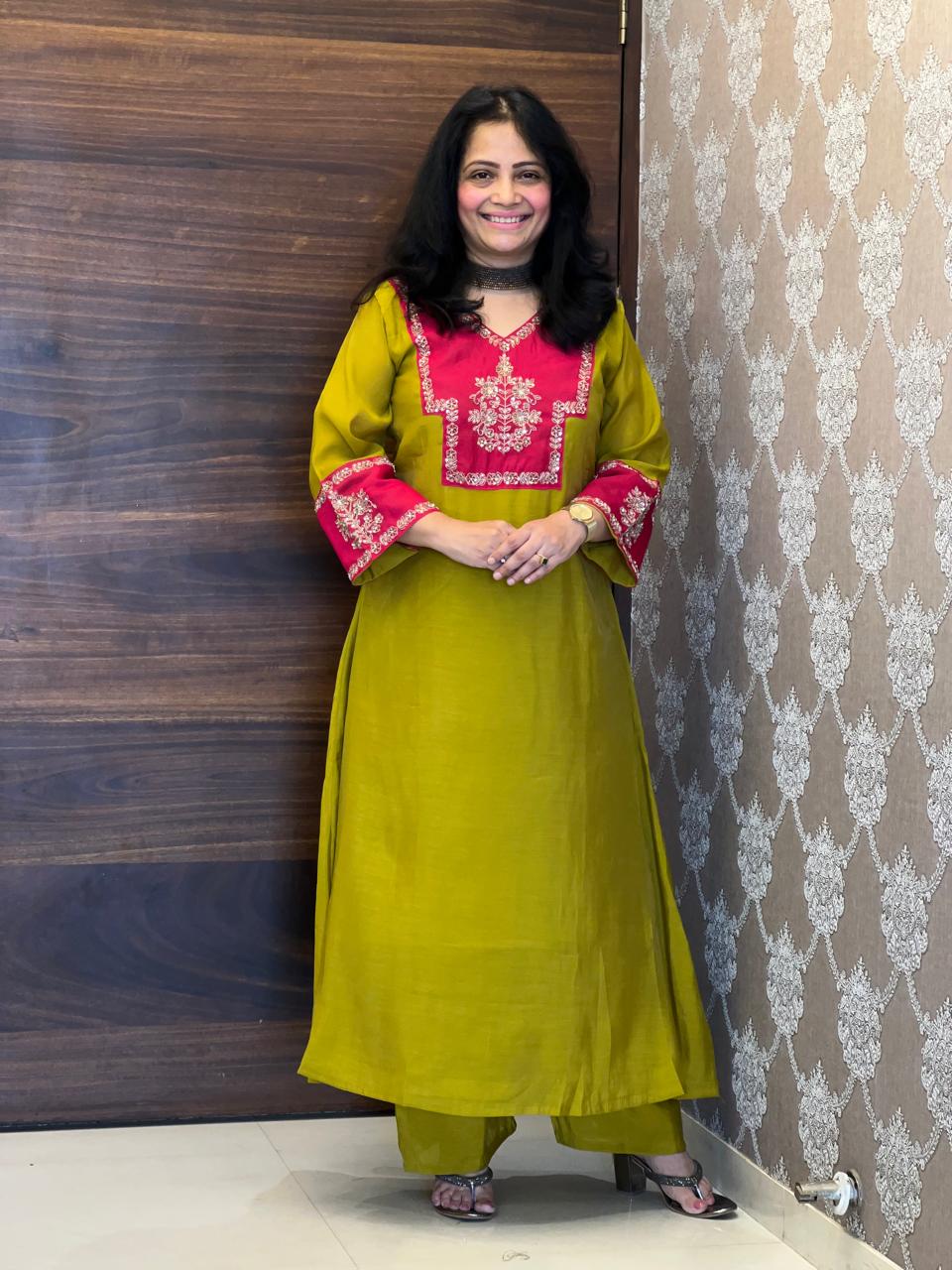Mustard-Pink Color Mul Chanderi Dupatta Set